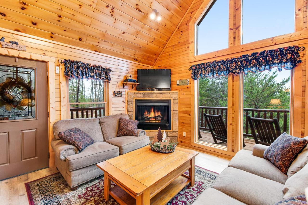 Grizzly Manor Villa พิเจนฟอร์จ ภายนอก รูปภาพ