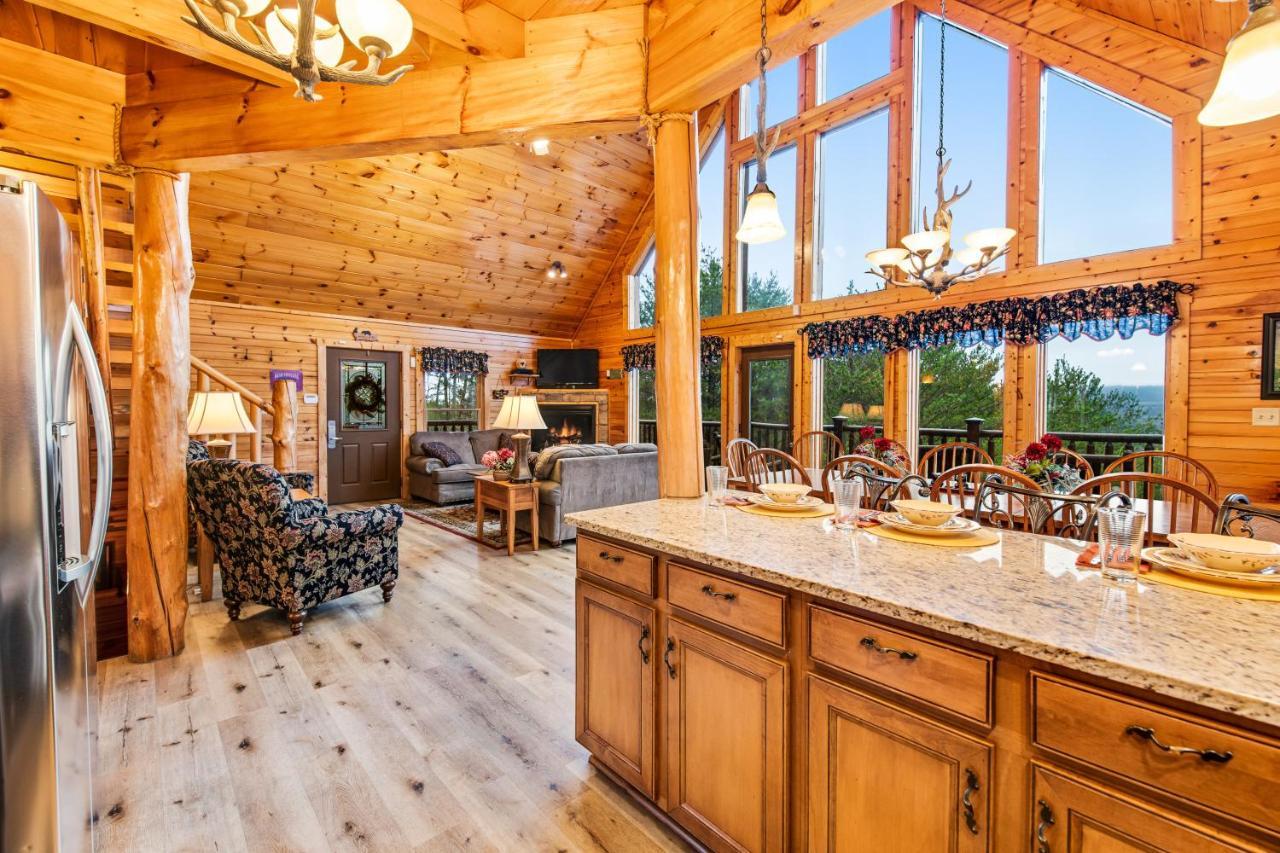 Grizzly Manor Villa พิเจนฟอร์จ ภายนอก รูปภาพ